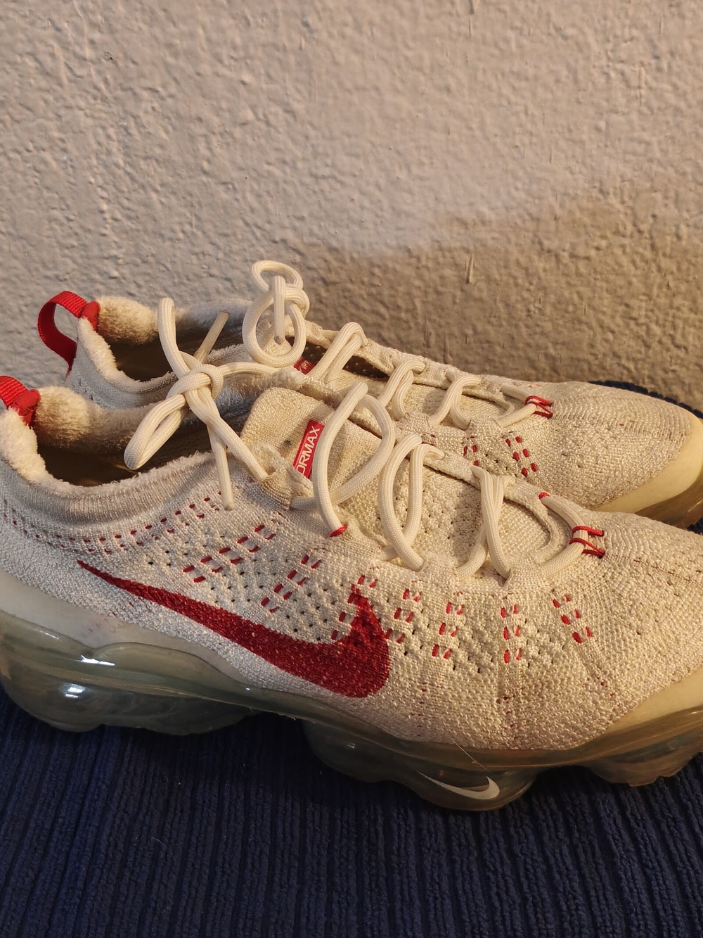 Women's Nike' Air VaporMax Flyknit Sneaker - White/Red